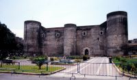 ll Castello Ursino