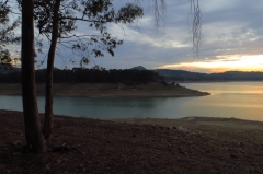 Il lago di Pozzillo al tramonto