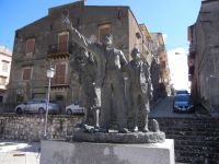 Monumento agli emigranti