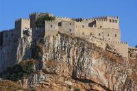 Castello medioevale di Caccamo (PA) espugnabile turisticamente. Per info, prenotazioni e visite guidate, anche in costumi d'epoca : 339.3721811 + infocaccamo@libero.it